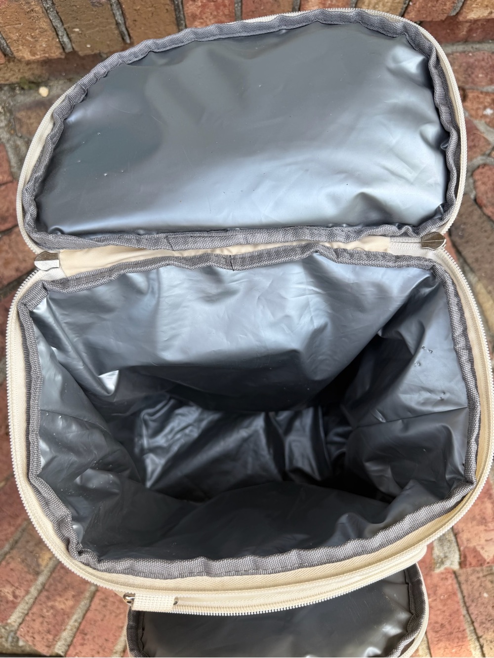 Backpack Cooler - Picture 8 of 8